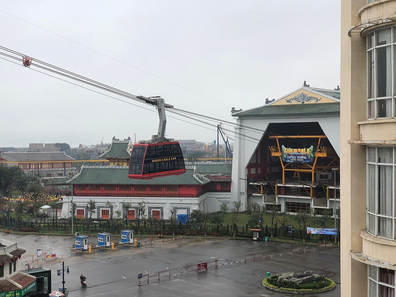 Queen Cable Car and Sun Wheel over Bai Chay in Halong
