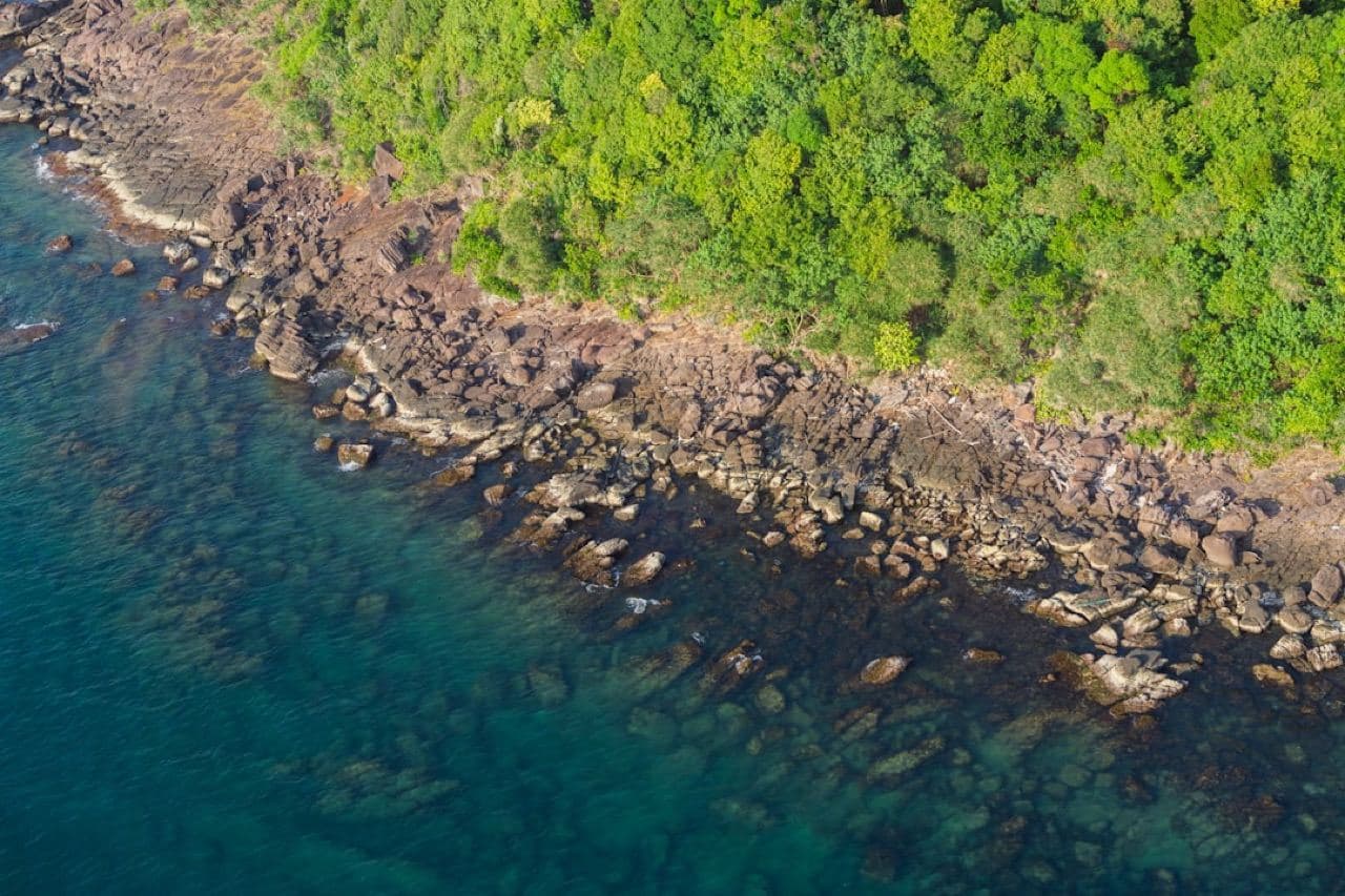 Белый песок пляжа Бай Сао на острове Фукуок