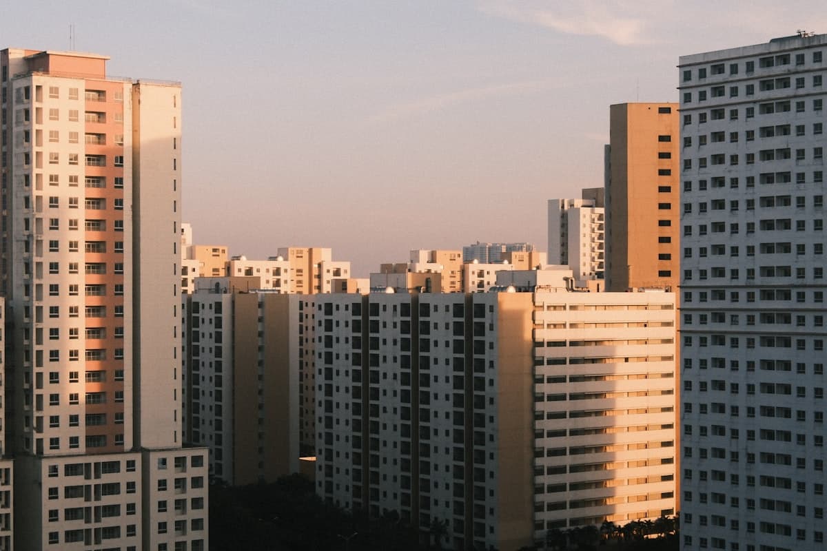 Жилые многоэтажные дома в микрорайоне Вьетсовпетро — русская община Вунгтау